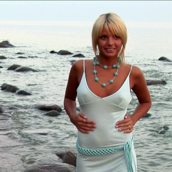 Maria zeigt ihren Traumk�rper in sexy Stellungen