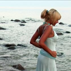Maria zeigt ihren Traumk�rper in sexy Stellungen