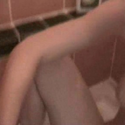 Intimrasur unter der Dusche!