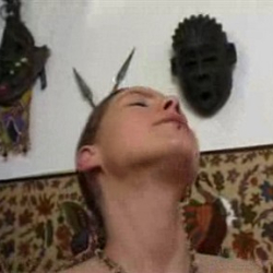 Burma macht es mit ihren tabulosen Freunden! Privates Sexvideo